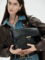 Load image into Gallery viewer, Smting | Bamboo Lock flap bag