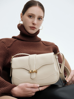 Load image into Gallery viewer, Smting | Flap Bag with Bamboo Lock