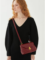 Load image into Gallery viewer, Smting | leather baguette bag