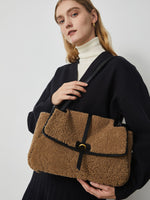 Load image into Gallery viewer, Smting | fluffy messenger bag