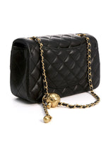 Load image into Gallery viewer, Smting | quilted golden chain bag
