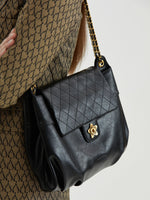 Load image into Gallery viewer, Smting | quilted chain ruched bag
