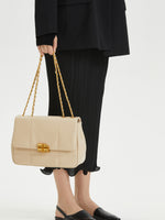 Load image into Gallery viewer, Smting | Chocolate Lock quilted golden chain bag
