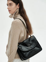 Load image into Gallery viewer, Smting | golden chain flap bag
