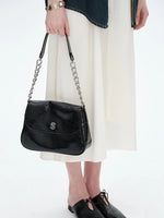 Load image into Gallery viewer, Smting | Chain Flap Shoulder Bag
