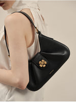 Load image into Gallery viewer, Smting | leather baguette bag
